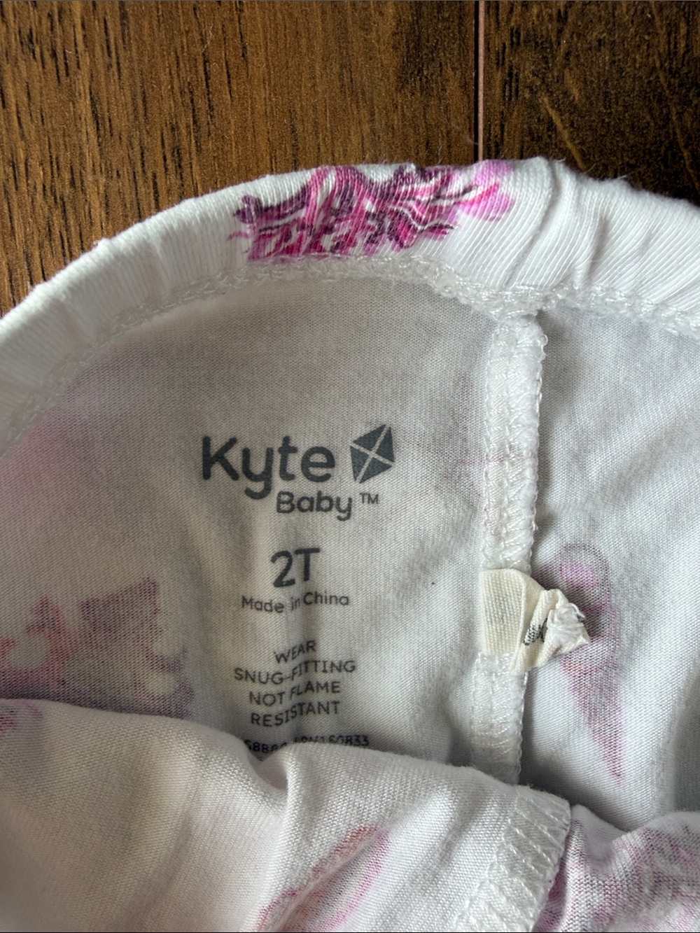 Kyte Baby Raspberry Shell Print Pajama Set - Picture 3 of 5